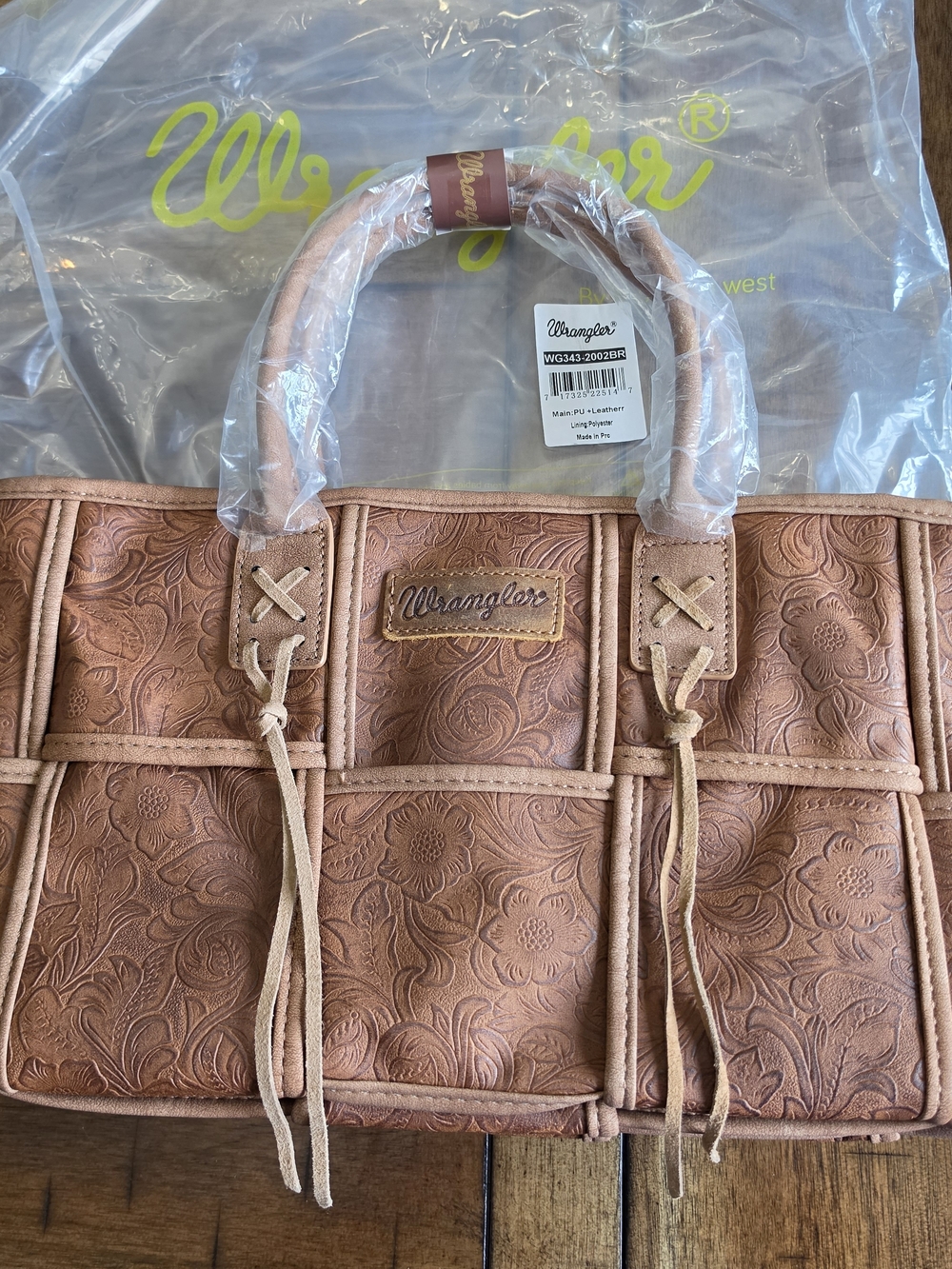 Wrangler Leather Floral Leather Tote Bag in Tan/brown